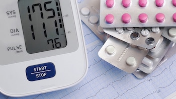Medicamentos populares para la presión arterial relacionados con riesgo de daño renal en diabetes tipo 2