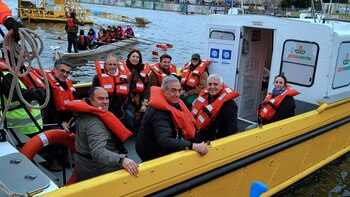 Algunas embarcaciones que trabajan en