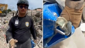 Venezolanos obligaron a un policía a entregar dólares hallados entre los escombros que dejó el terremoto