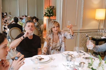 Imagen complementaria de Las 30 mejores fotos del casamiento civil de Andrea Ghidone y Pablo Otero