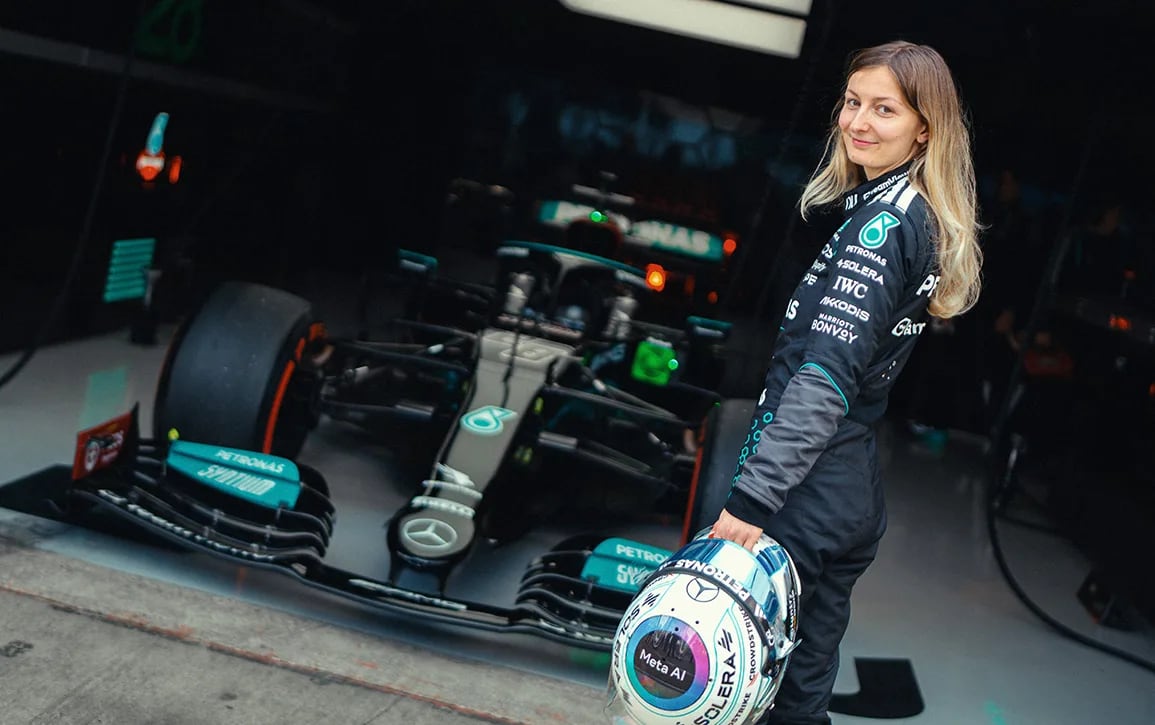 Doriane Pin es la primera mujer en participar en una sesión oficial de la F1 con Mercedes (@MercedesAMGF1)