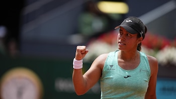 Jessica Bouzas arrasa en su debut en Madrid y Paula Badosa cae eliminada