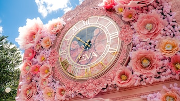 La Feria EVA vuelve a Bogotá con una Love Edition inspirada en mascaradas y jardines franceses