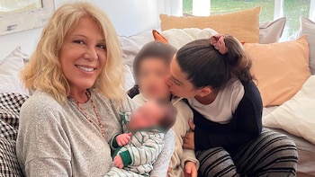 Reina Reech con su nieto