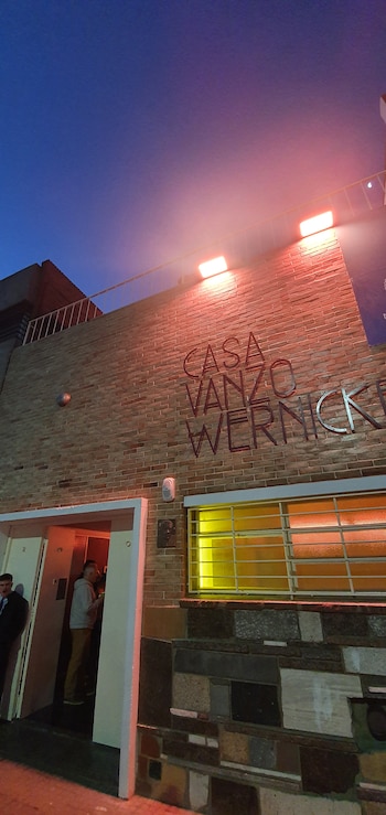 Casa Fotos Vanzo Wernicke y su inauguración en la ciudad de Rosario, Santa Fe