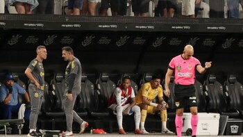 Neymar podría ser baja de