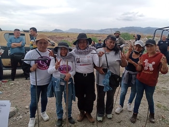La Colectiva Feminista Ehécatl ha localizado seis cuerpos y decenas de restos óseos en el Gran Canal del Desagüe, a la altura del municipio de Nextlalpan. Crédito: Especial