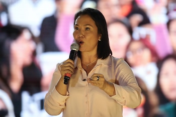 Lourdes Flores Nano relató que Alan García le confesó haber consultado a Keiko Fujimori sobre la posibilidad de indultar a su padre, Alberto Fujimori, al final de su gobierno