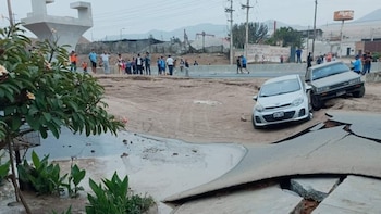 Ante la mirada atónita de