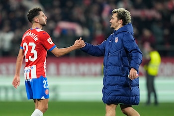 Griezmann saluda al jugador del