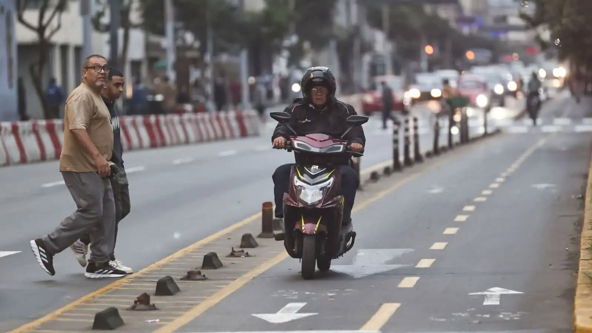 Desde este domingo 2 de agosto, multarán con S/ 550 a motos eléctricas que usen ciclovías