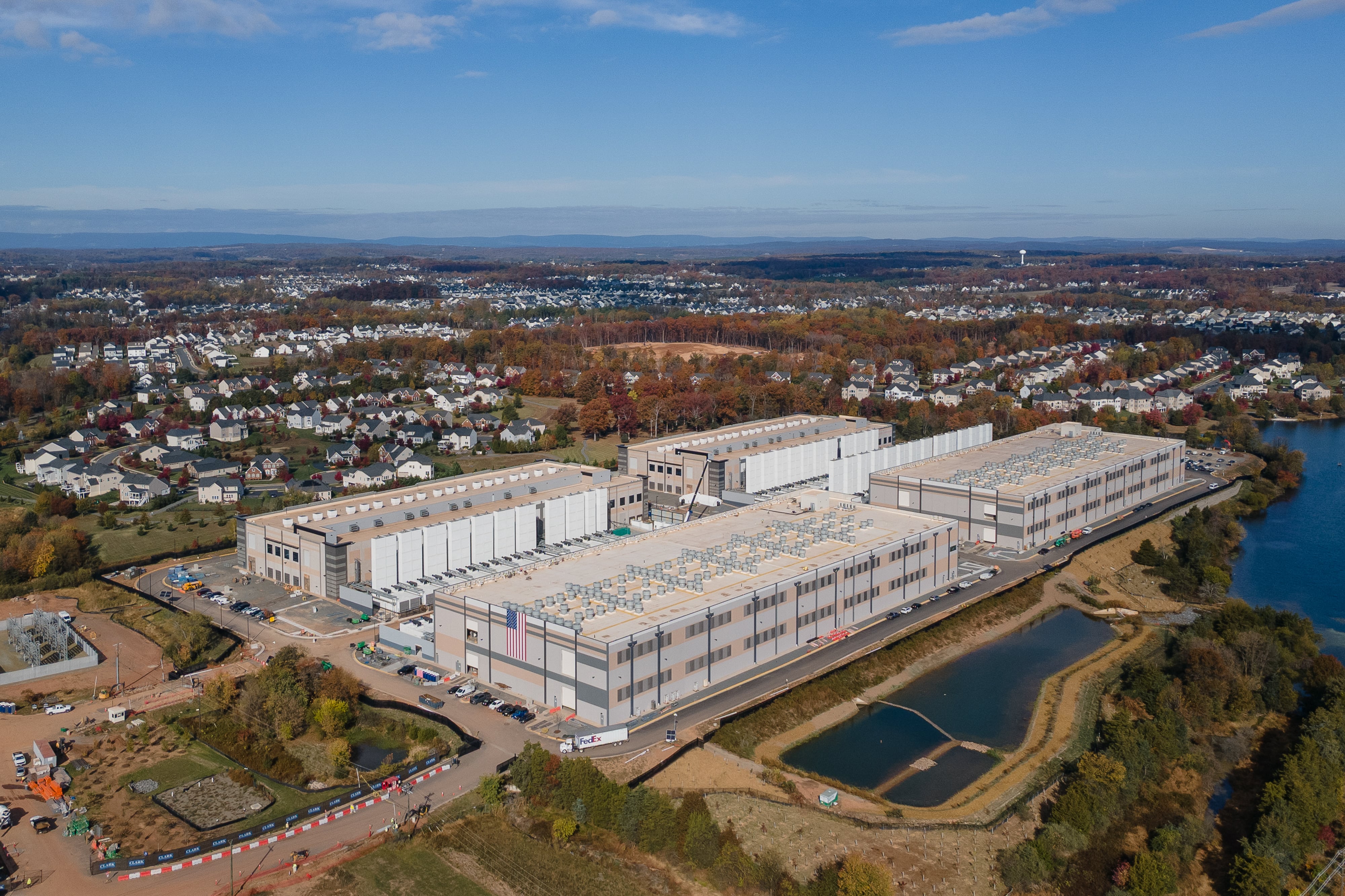 Un mega datacenter de Microsoft en Aldie, Virginia, EEUU (Lexi Critchett/Bloomberg)