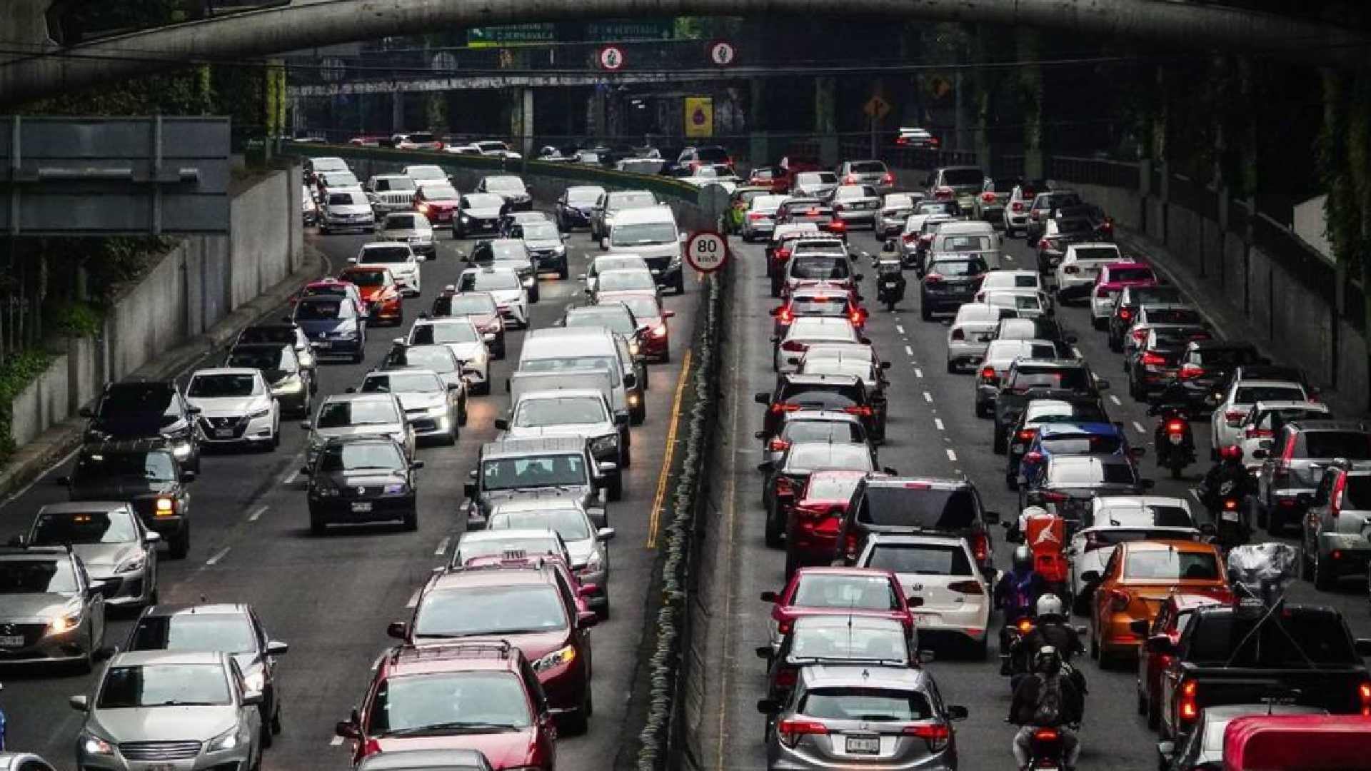 Crisis de movilidad en México: IMCO revela que el tráfico le cuesta más de 200 mil millones de pesos al año a la población