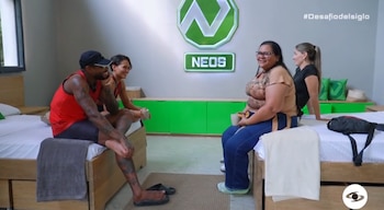 Los demás participantes intentaron alegrar