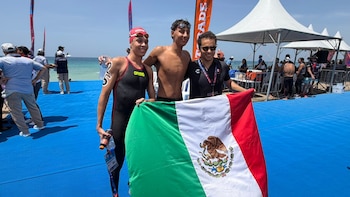 México celebra un doble podio en aguas abiertas al ganar oro y bronce en Santo Domingo 2026