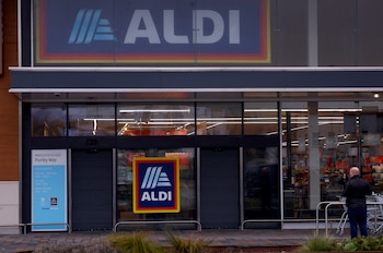 El 25% de los hogares estadounidenses confían en Aldi para sus compras, una cifra que ha crecido significativamente en los últimos seis años. (REUTERS/Hannah McKay)