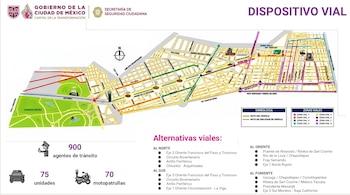 Infografía con un mapa de avenidas, cifras de 900 agentes de tránsito, 75 unidades y 70 motopatrullas, junto con listas de alternativas viales