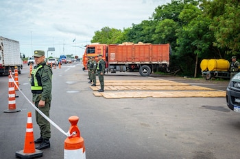 "El narcoverdulero": Gendarmería incautó más de una tonelada de droga - Image 2