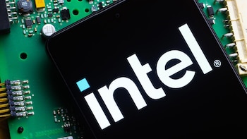Intel se queda sin 'stock' de sus chips económicos para portátiles por la alta demanda