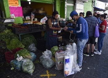 Aunque el desempleo se mantuvo