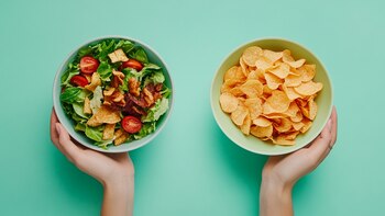 comida chatarra vs. saludable, alimento
