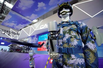 Feria de tecnología militar aérea