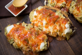 Los tecolotes, además de ser