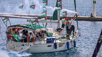 La flotilla denuncia más de 400 detenidos, 33 españoles, y dice que Israel los lleva a Ashdod