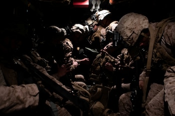 EEUU desplegará más soldados en Irak (U.S. Marine Corps/Sgt. Robert G. Gavaldon/Handout via REUTERS)