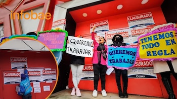 Trabajadoras de Las Cucardas protestan
