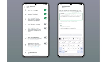 Dos teléfonos inteligentes muestran la interfaz de WhatsApp. Uno exhibe los permisos de grupo y el otro la configuración de un saludo de bienvenida con un teclado virtual