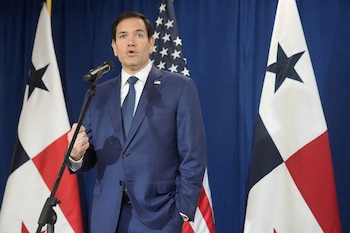 El Secretario de Estado de EE.UU., Marco Rubio, durante su visita a Panamá en febrero de 2025. Mark Schiefelbein/Pool via REUTERS