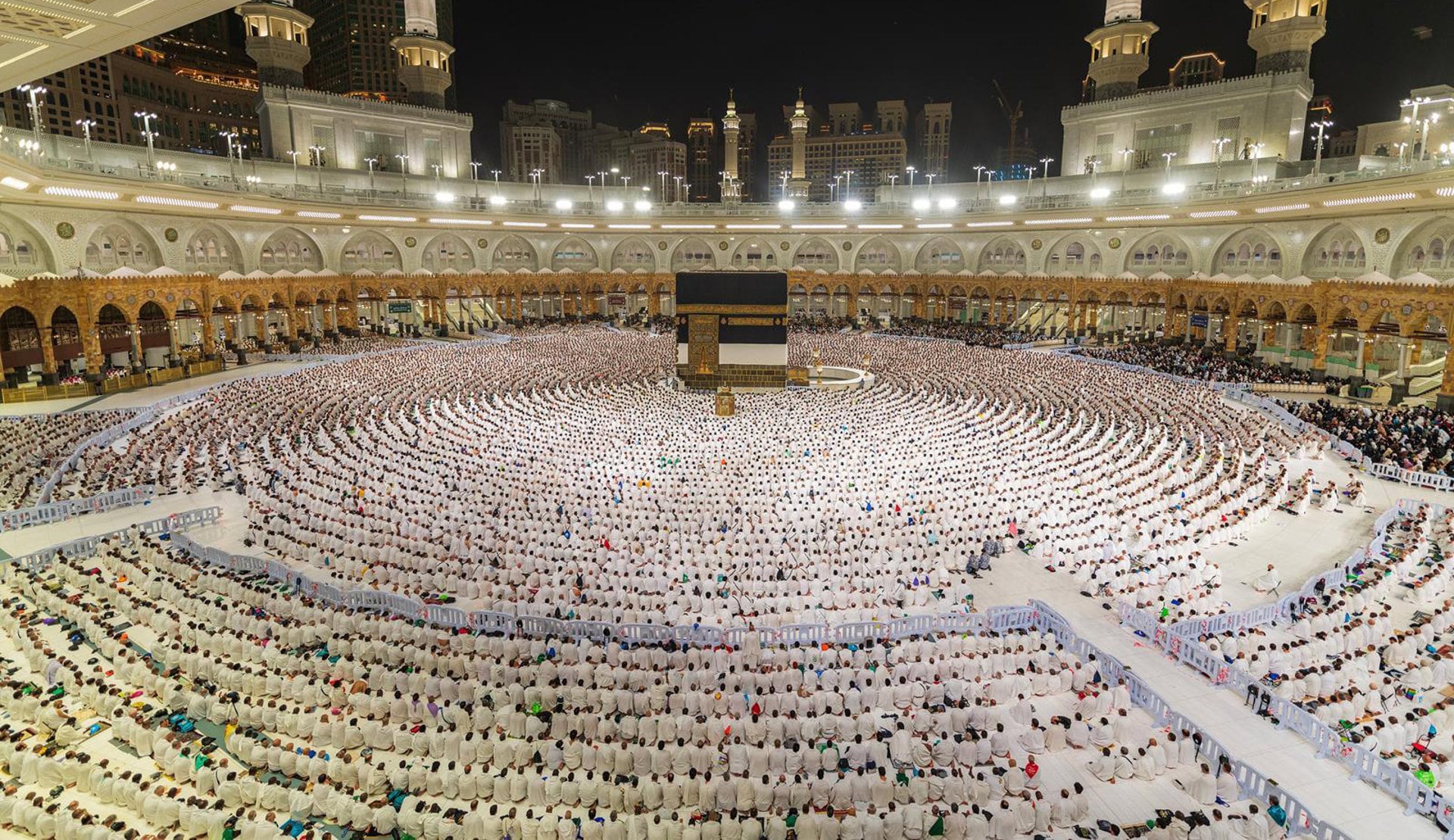 May 24, 2026, Mecca, Saudi Arabia: Muslim worshippers perform the dawn prayer around the Kaaba at the Grand Mosque complex in the holy city of Mecca, Saudi Arabia, ahead of the annual Hajj pilgrimage. Millions of Muslims from around the world are expected to gather in Saudi Arabia for the annual pilgrimage rituals. (Credit Image: � Saudi Press Agency/APA Images via ZUMA Press Wire)