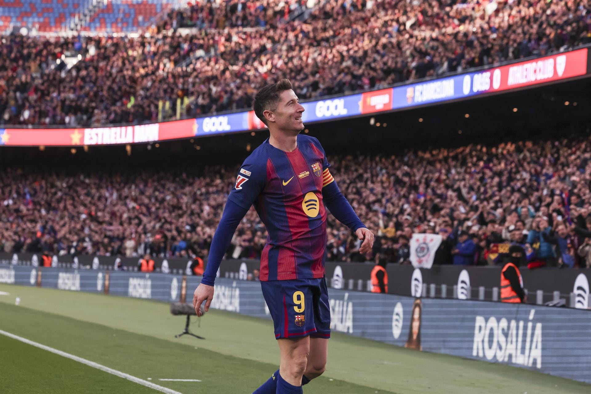 Lewandowski terminaría su contrato con Barcelona en junio 2026