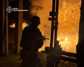 Al menos un muerto en un nuevo ataque nocturno ruso con misiles y drones contra Kiev