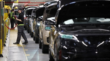 Land Rover retira 15.000 autos en EE. UU. por falla en cámara trasera: los modelos afectados y qué deben hacer los propietarios