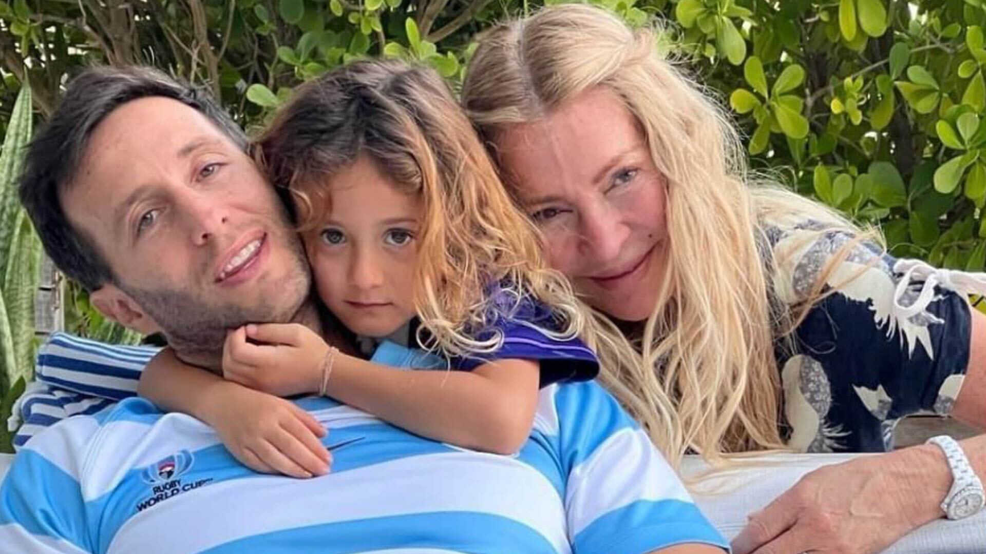 Mila Yankelevich junto a Tomás, su padre, y Cris Morena, su abuela