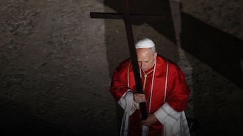El Papa León XIV clama contra la guerra y el abuso de poder en su primer Via Crucis
