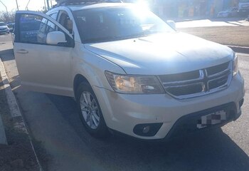 El hombre viajaba con un