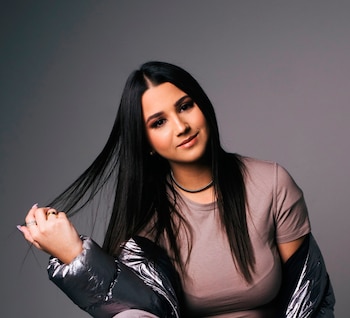 Fotografía sin fecha cedida por Nina Rodríguez que muestra a Fernanda Arcay, jefe de marketing de Neon16. EFE / Nina Rodríguez