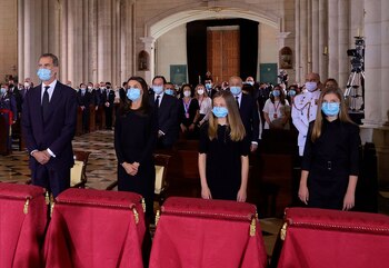 misa en homenaje a victimas de covid en españa reyes españoles