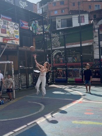 Ferragni estuvo jugando básquet en