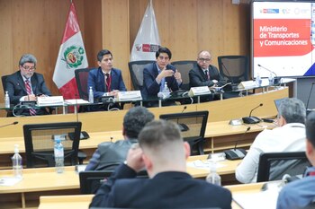 Mesa de diálogo entre transportistas