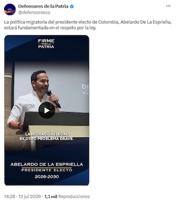Abelardo de la Espriella anunció respaldo a migrantes legales y advirtió expulsión inmediata de infractores - crédito @defensoresco/X