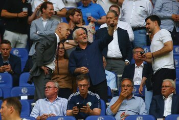 Rudi Völler durante el amistoso