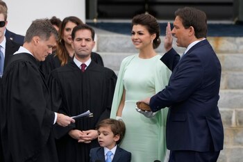 El gobernador de Florida, Ron