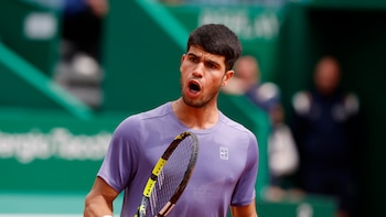 Alcaraz impone su ley a