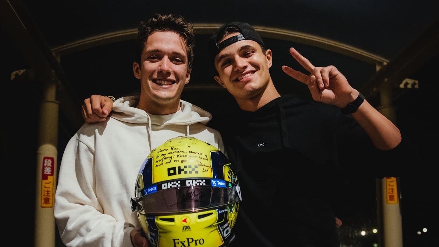 Amistad de Lando Norris y Sacha Fenestraz: De vivir juntos a celebrar campeonatos