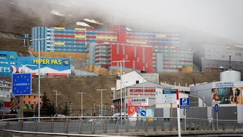 Francia cierra el acceso a