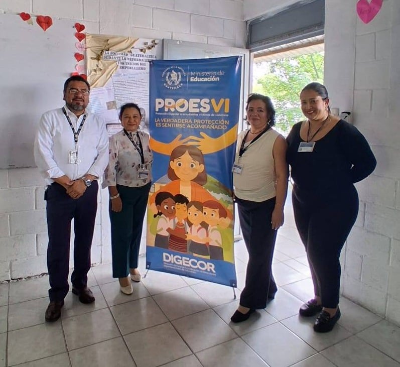 El programa PROESVI de la Departamental Guatemala Sur capacita a maestros, directores y supervisores para prevenir, detectar y atender la violencia contra niñas, niños y adolescentes en centros educativos.(Ministerio de Educación de Guatemala)